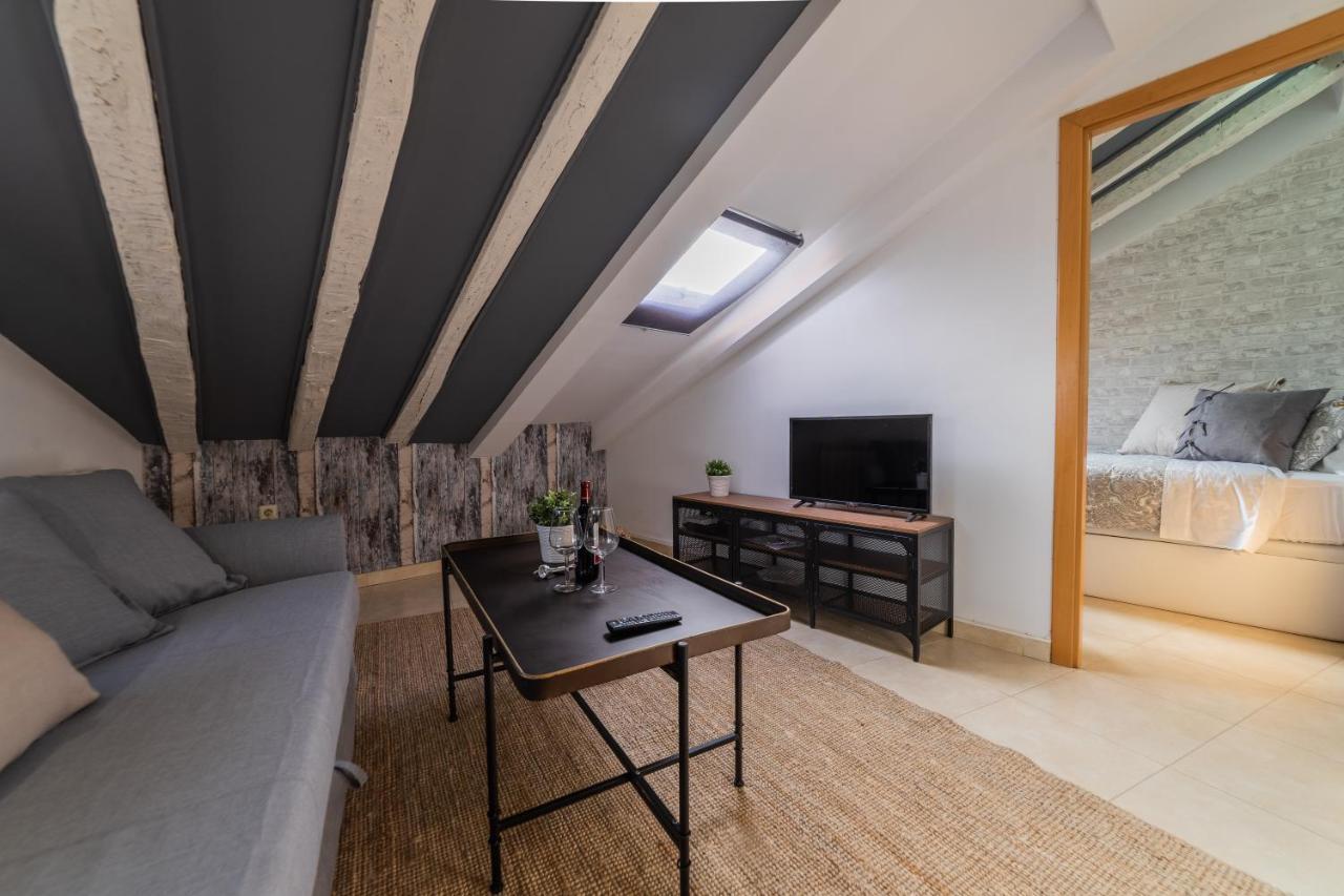Apartment For You La Latina Ecm18 *